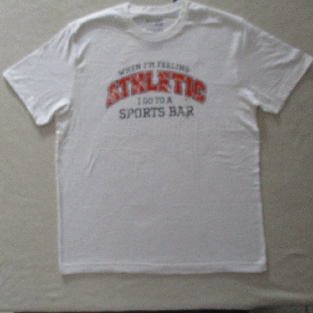 Old Navy Men T Shirt